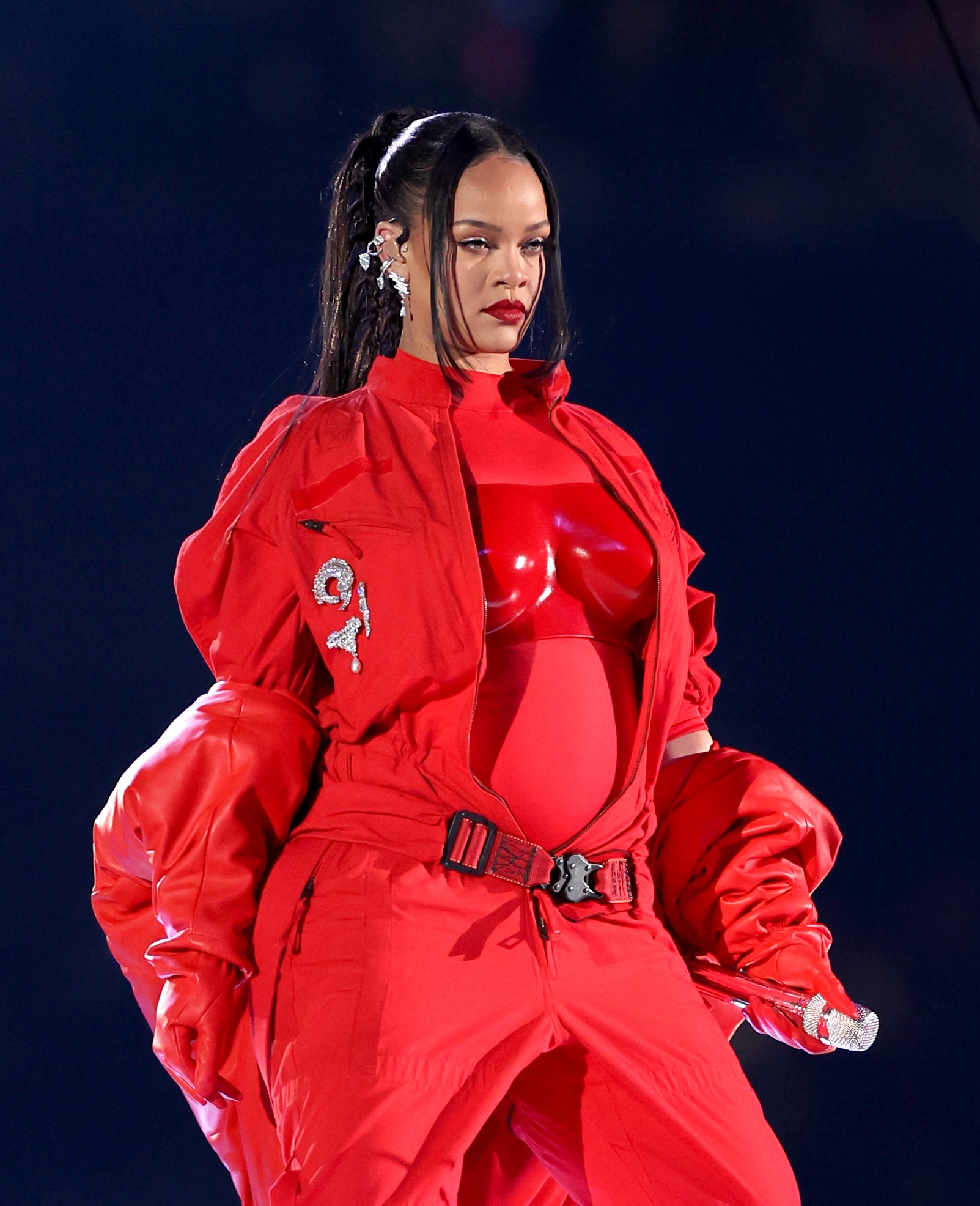 El look de Rihanna en el Half Time Show del SB