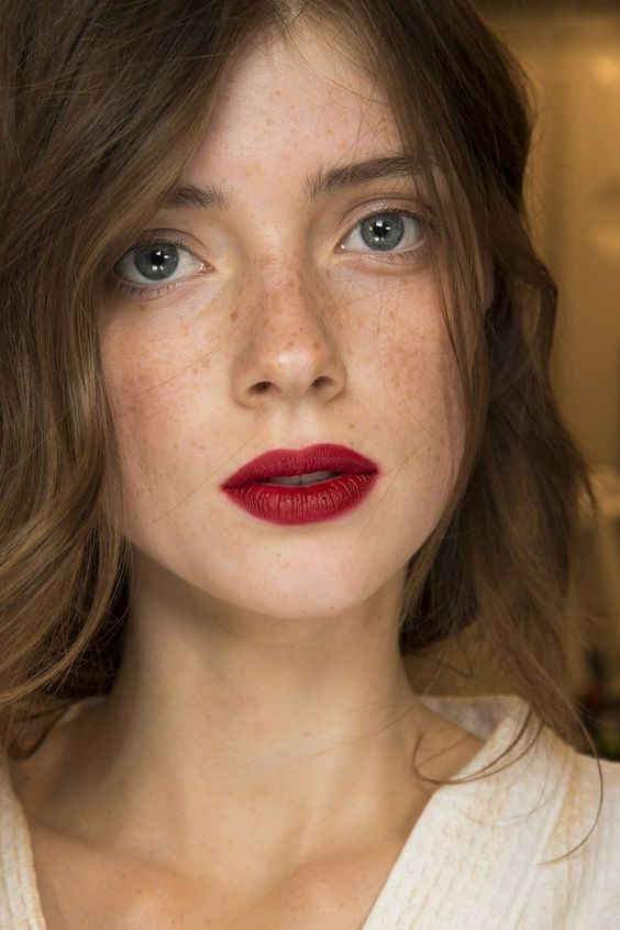 El makeup que necesitas para lograr el look French Girl