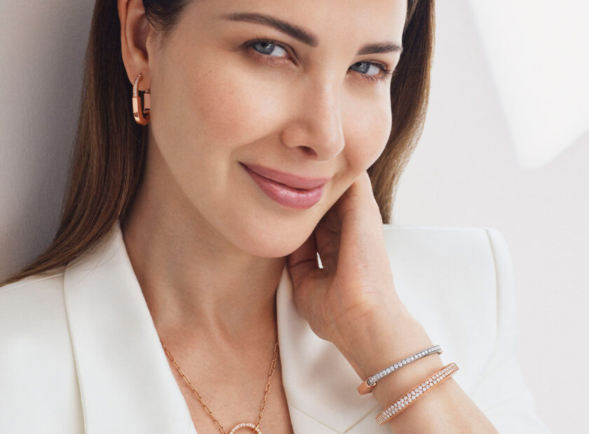 Nancy Ajram para Tiffany